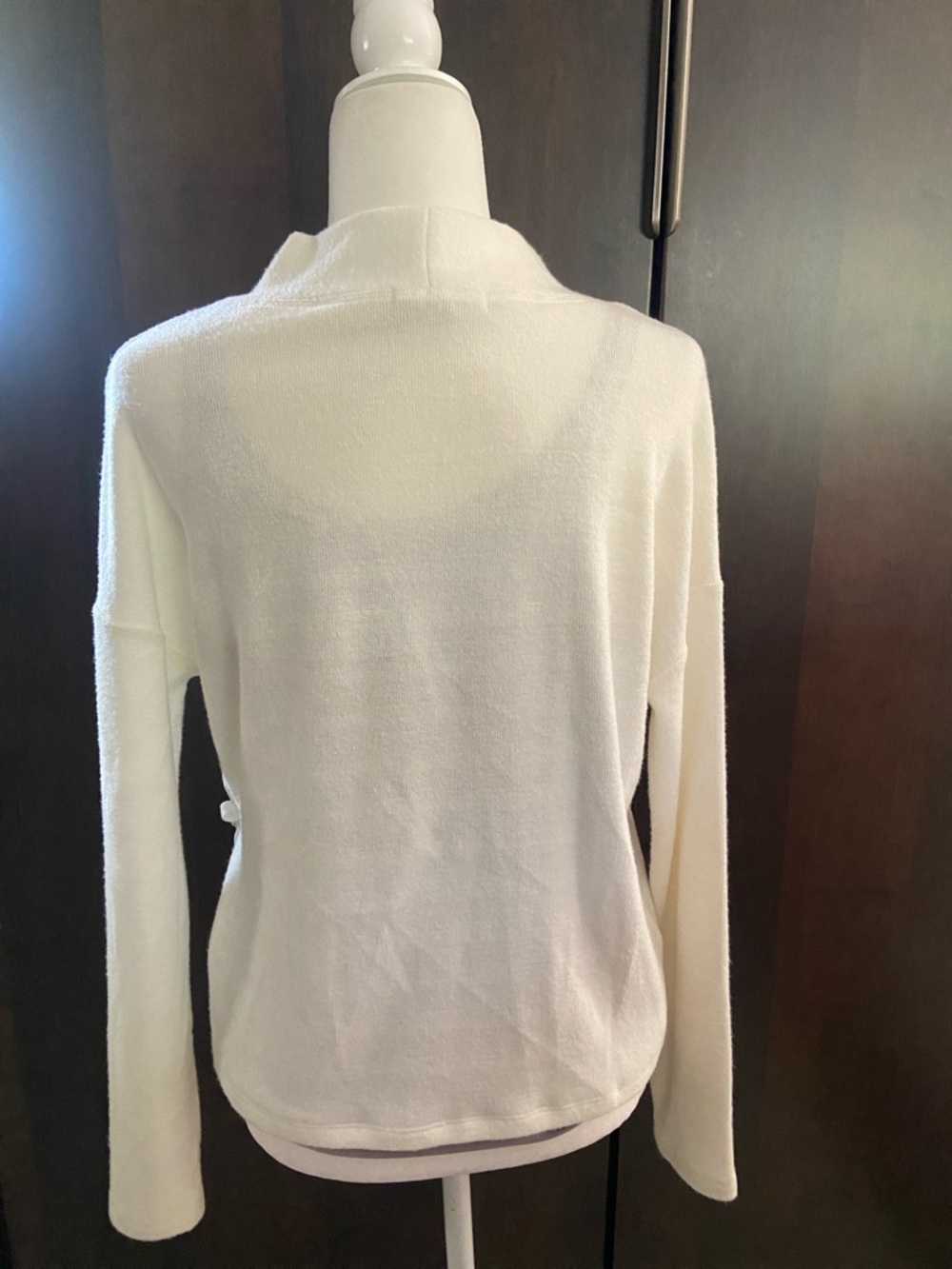 Cream Wrap Front Long Sleeve Top, size XS, Three Dot brand - Picture 6 of 13